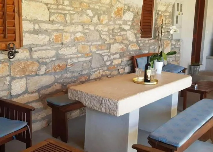 Appartement Two Bedroom Marčana