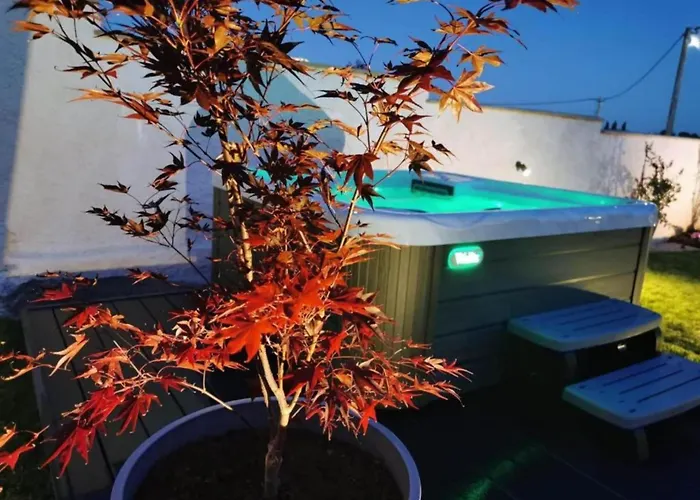 Two Bedroom Marčana