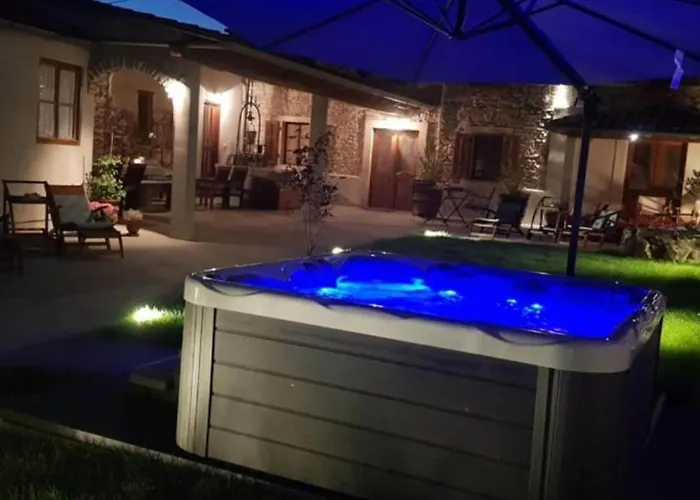 Two Bedroom Appartement *